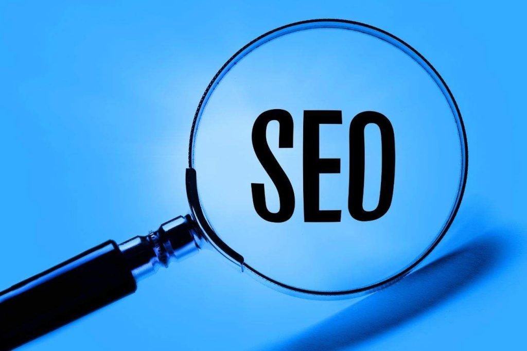 Anvendelse af on-page SEO og off-page SEO for at booste Google ranking: En indføring i søgeordsanalyse og metatags